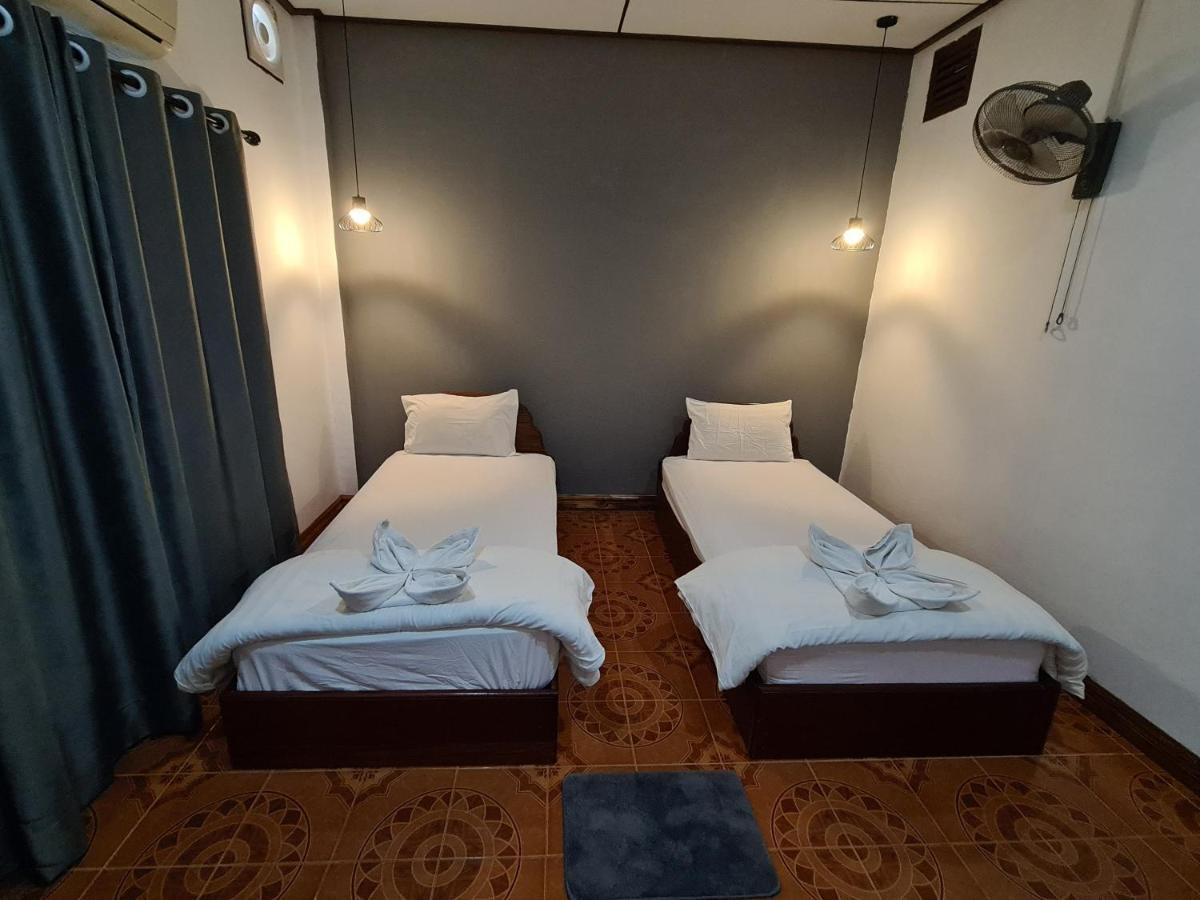 Saphaothong Guesthouse Vang Vieng Zewnętrze zdjęcie