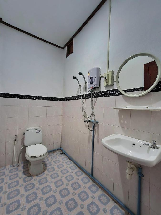 Saphaothong Guesthouse Vang Vieng Zewnętrze zdjęcie