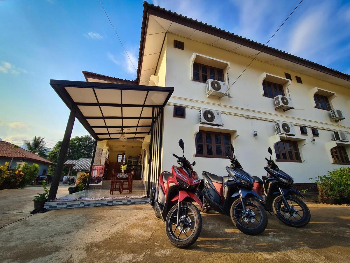 Saphaothong Guesthouse Vang Vieng Zewnętrze zdjęcie