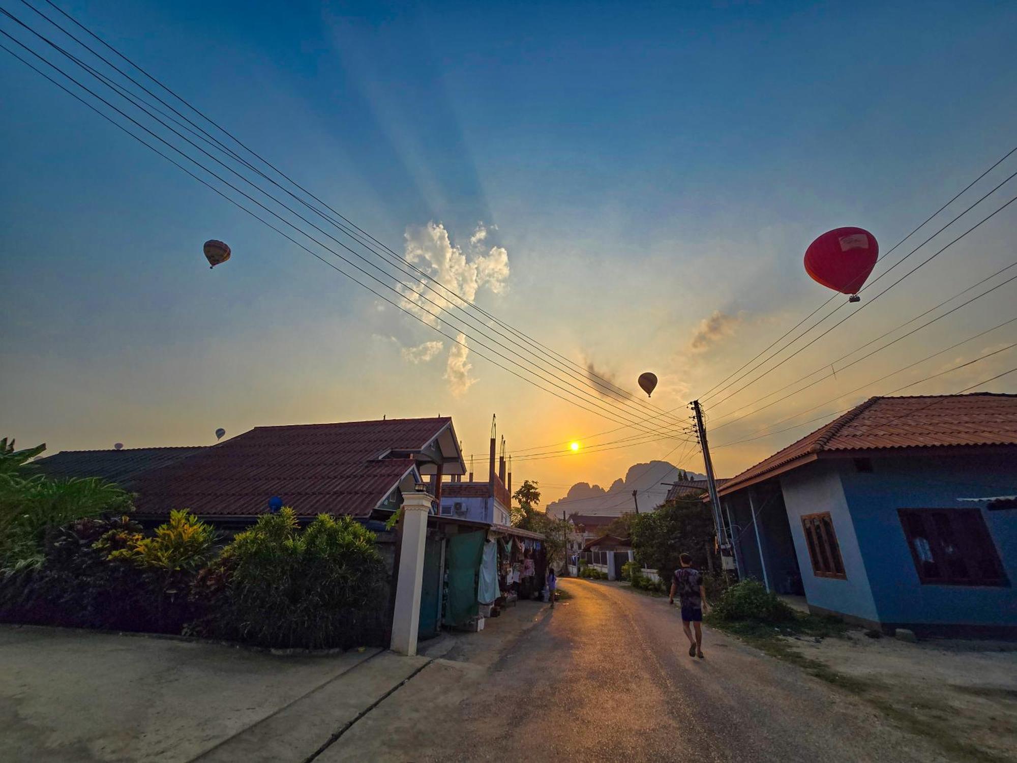 Saphaothong Guesthouse Vang Vieng Zewnętrze zdjęcie